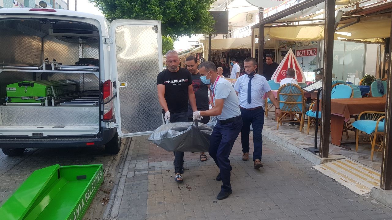 Alanya’da klima motoruna asılı ceset bulundu