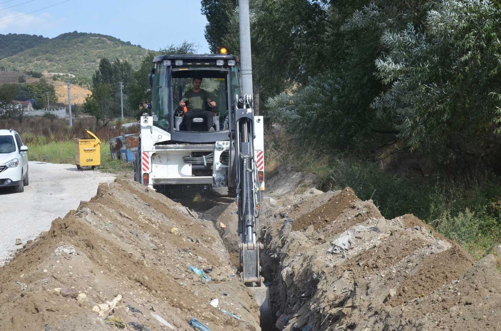 Bozüyük’te altyapı çalışmaları devam ediyor