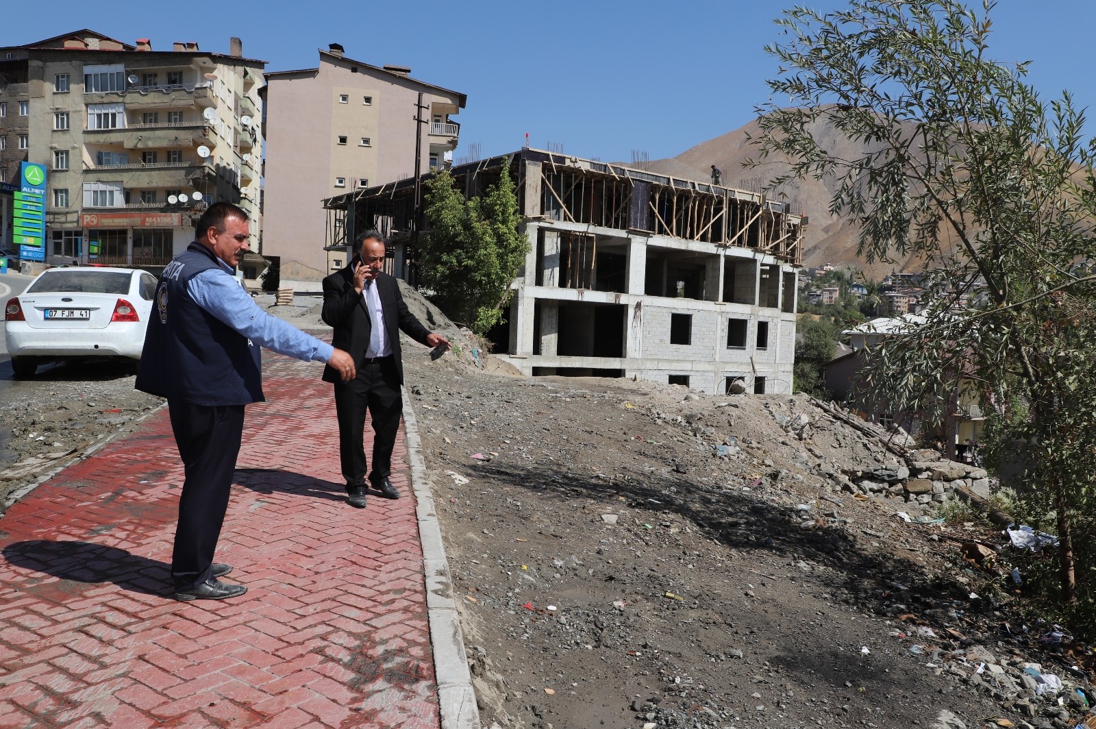 Hakkari Belediyesinden çevre temizliği