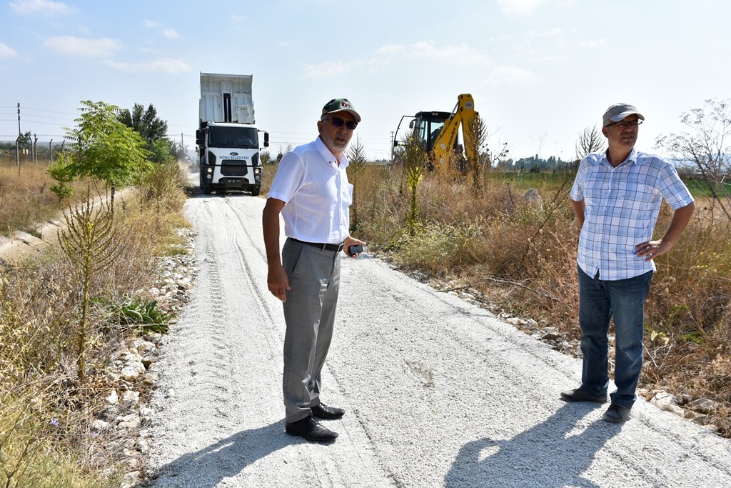 İnönü Belediyesi yol yapım çalışmalarına aralıksız devam ediyor