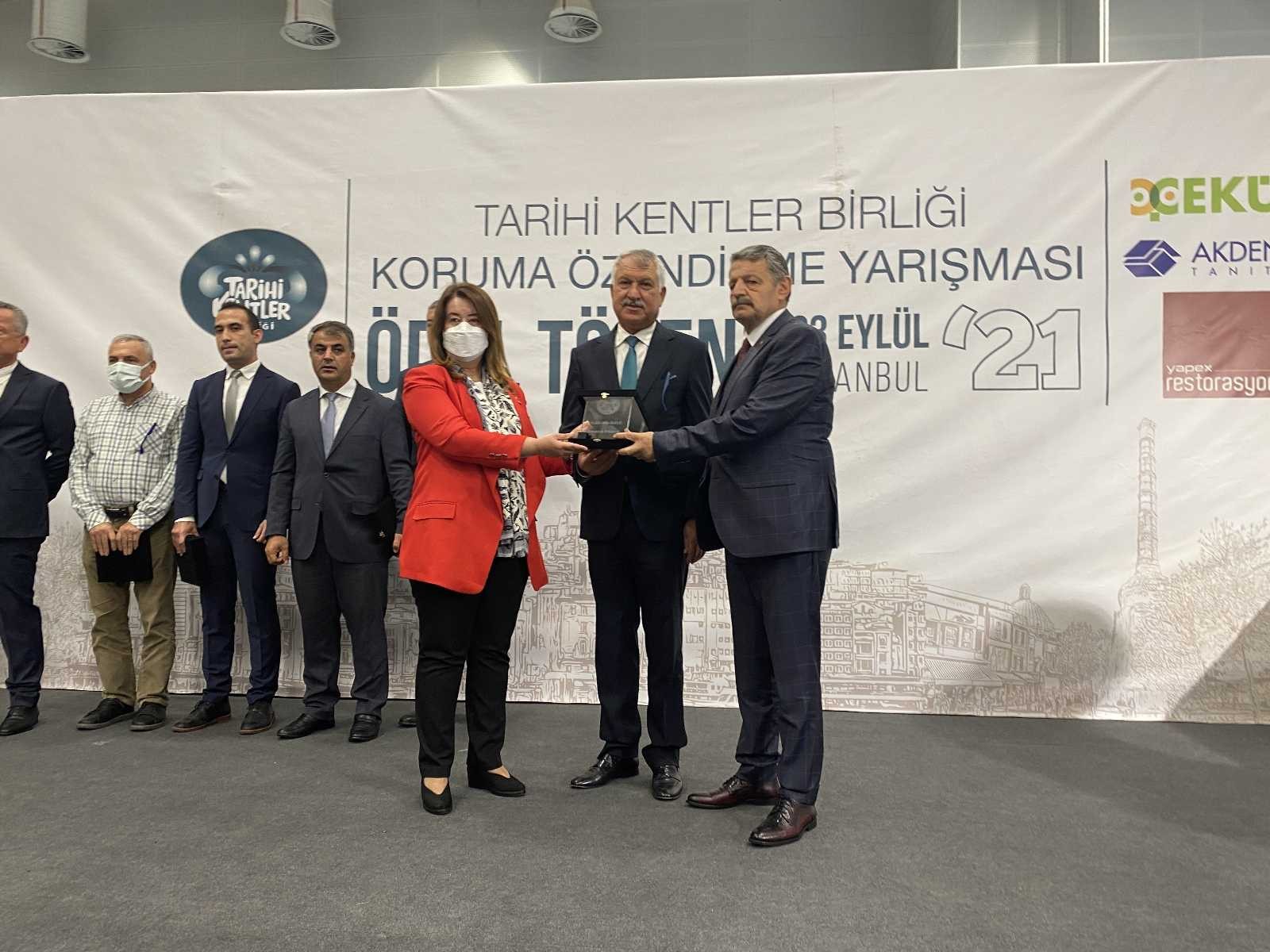 Tarihi Kentler Birliği’nden Pamukkale Belediyesi’ne ödül