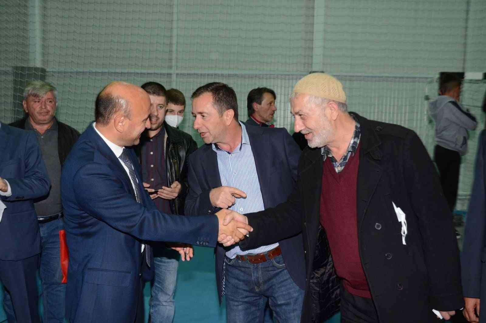 Altınova Belediye Başkanı Dr. Metin Oral, Makedonya’da kardeş belediyeleri ziyaret etti