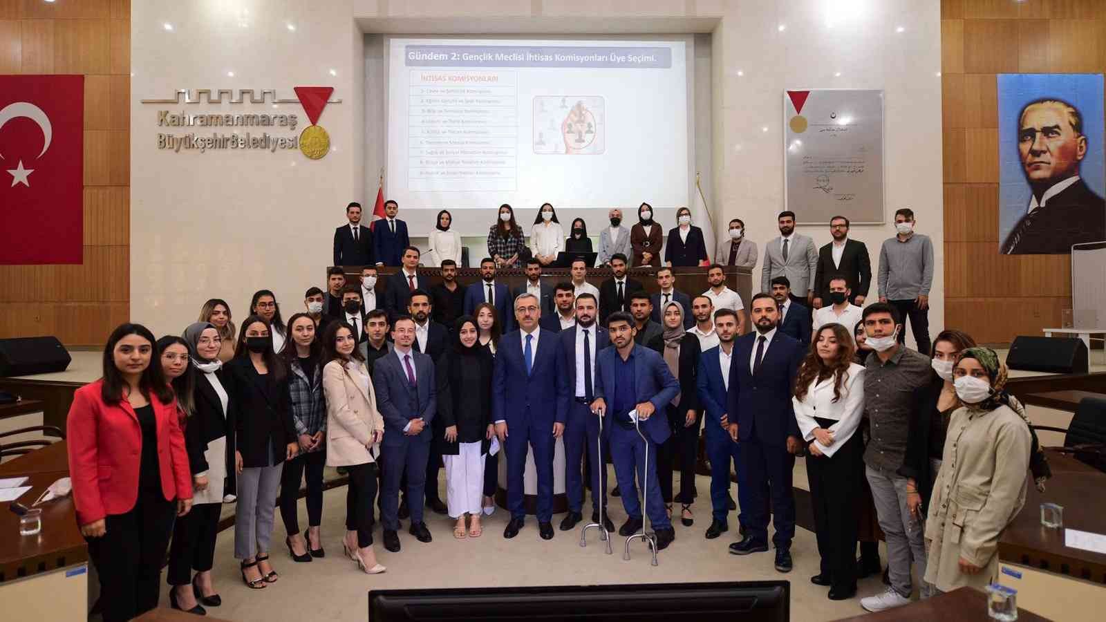 Başkan Güngör; “Türkiye’ye örnek bir gençlik meclisi oluşturduk”