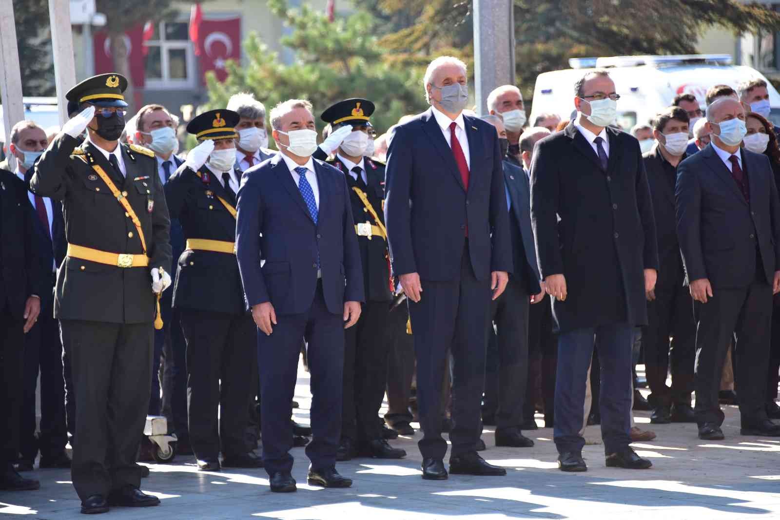 Bozüyük’te 29 Ekim Cumhuriyet Bayramı kutlama törenleri başladı