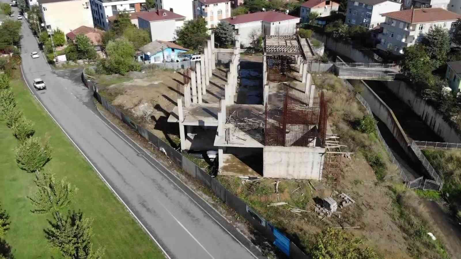 Çekmeköy’de 4 yıl önce başlanan itfaiye istasyonu inşaatı 2.5 yıldır yapılmıyor