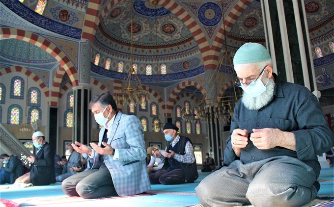 Kur’an-ı Kerim ziyafeti yapılarak Mevlid-i Şerif okundu