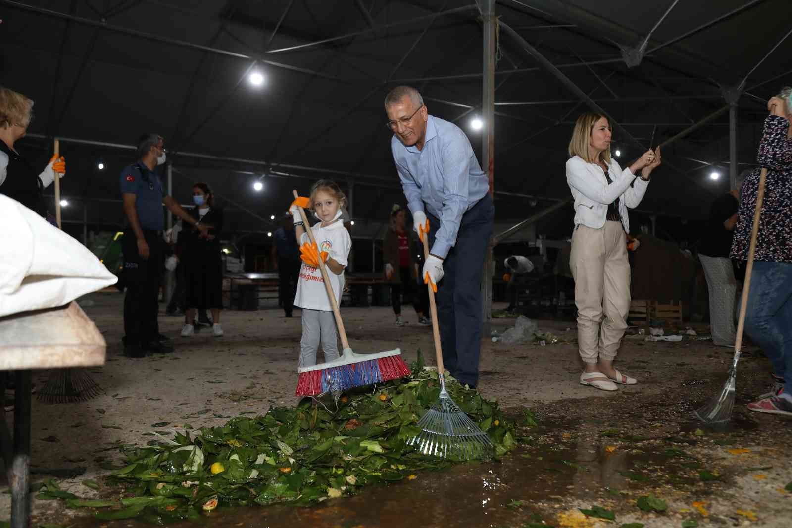 Pazar atıkları komposta dönecek