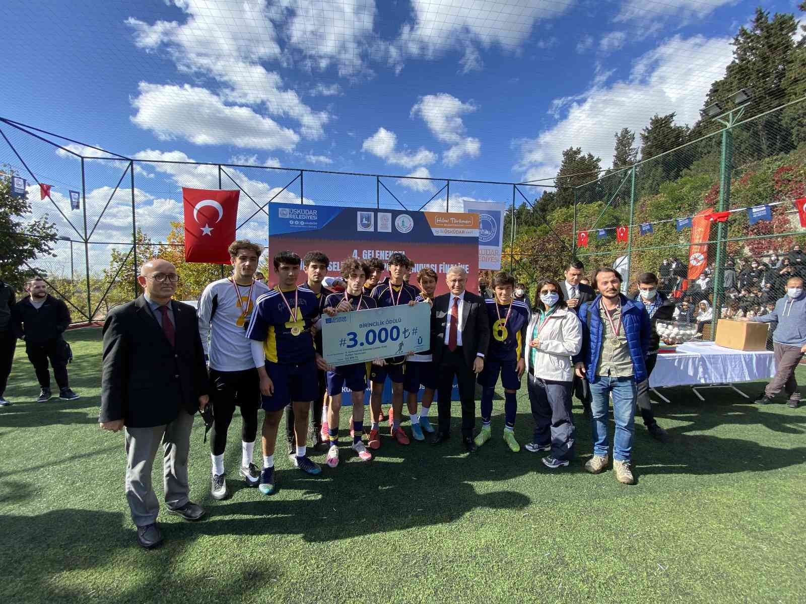 Üsküdar’da liseler arası turnuvanın şampiyonu belli oldu