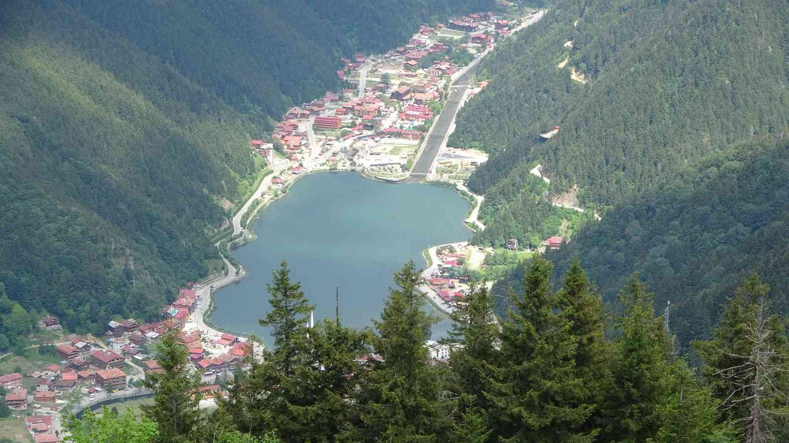 Uzungöl 21 yıldır çözülemeyen imar planını bekliyor