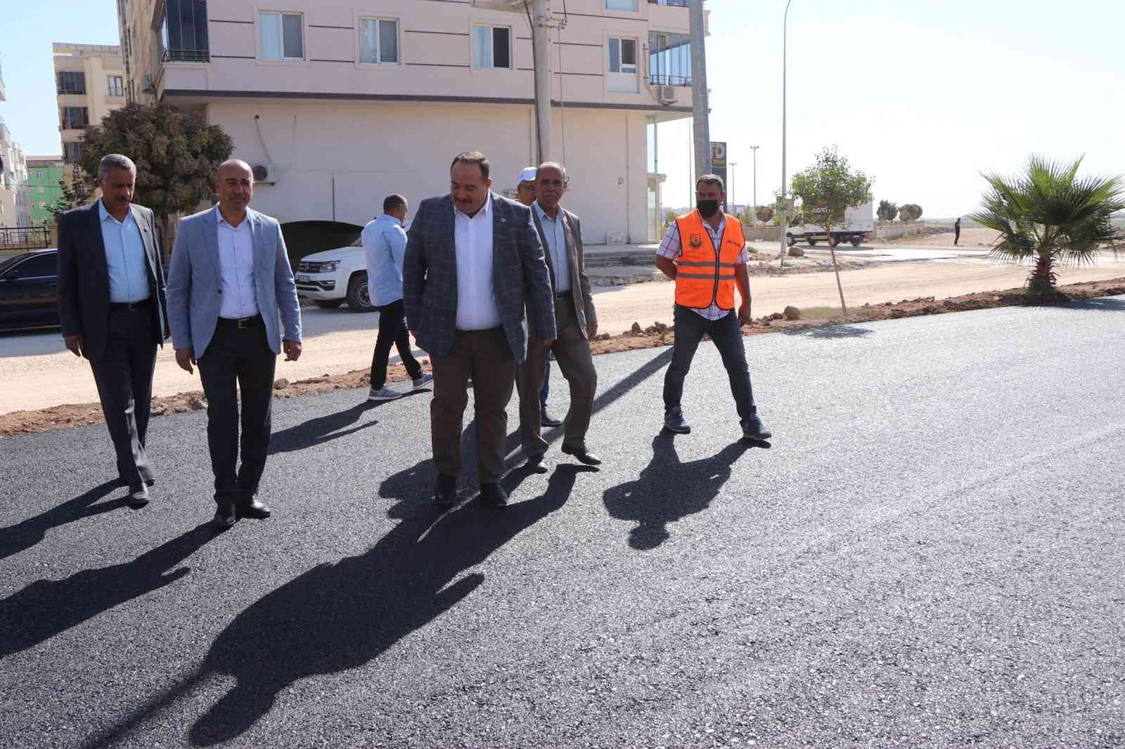Viranşehir’de asfaltlama çalışmaları sürüyor