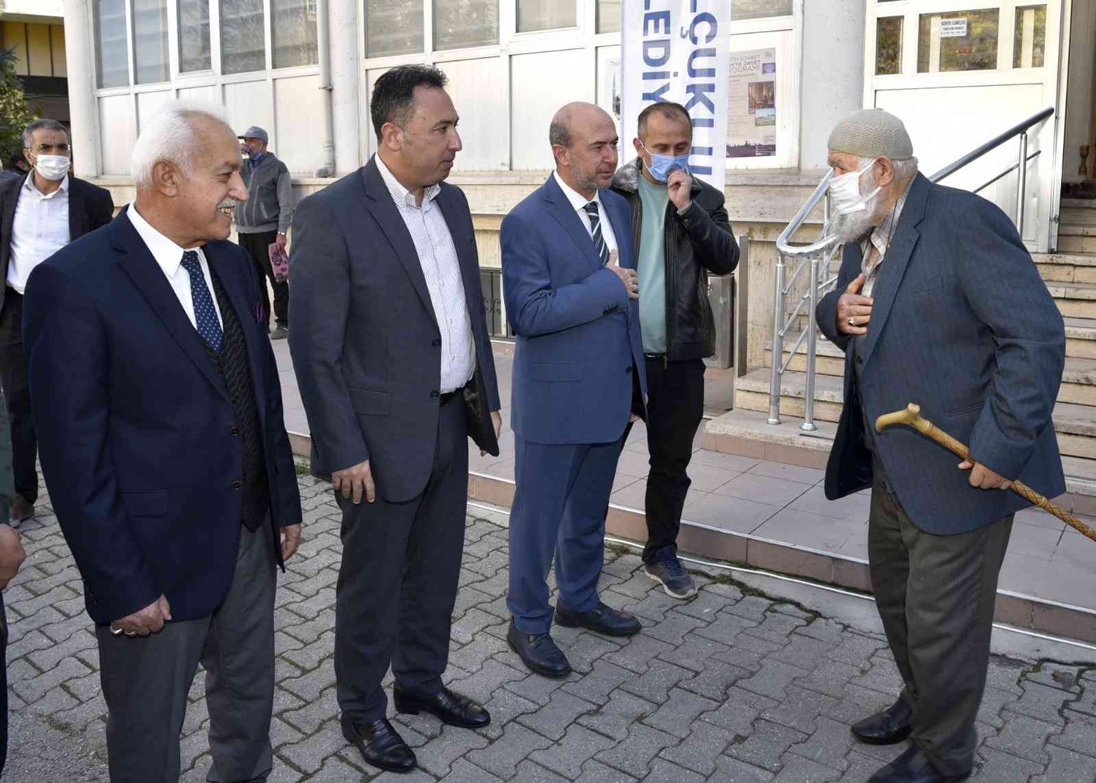 Başkan Pekyatırmacı: “Cuma Buluşmaları hemşehrilerimizle gönül bağımızı kuvvetlendiriyor”