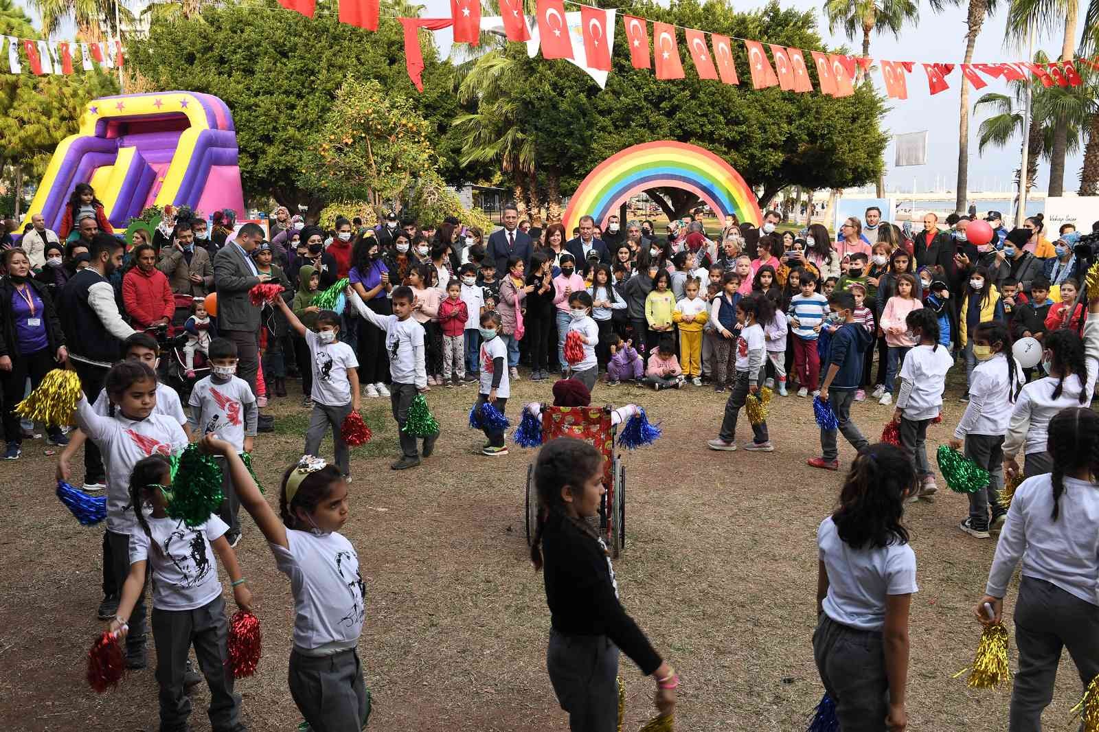 Başkan Seçer, ’Çocuk Hakları Parkı’nın açılışını gerçekleştirdi