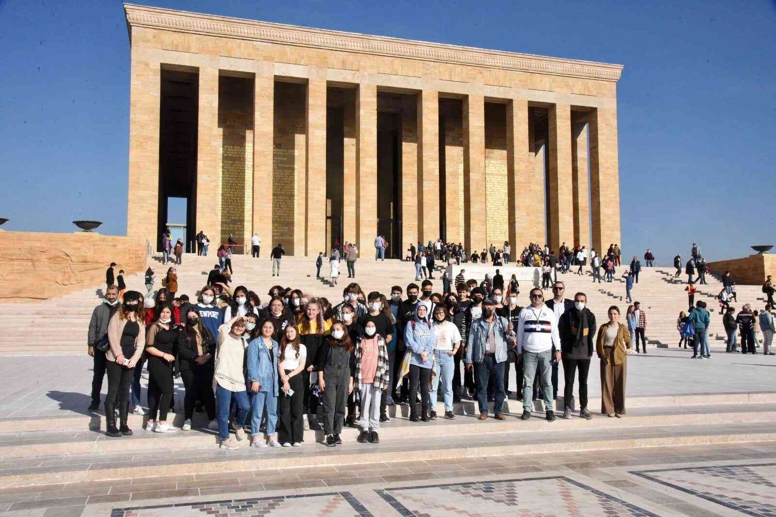 Bilecik’te ‘Ata’ya Saygı’ gezisi düzenlendi