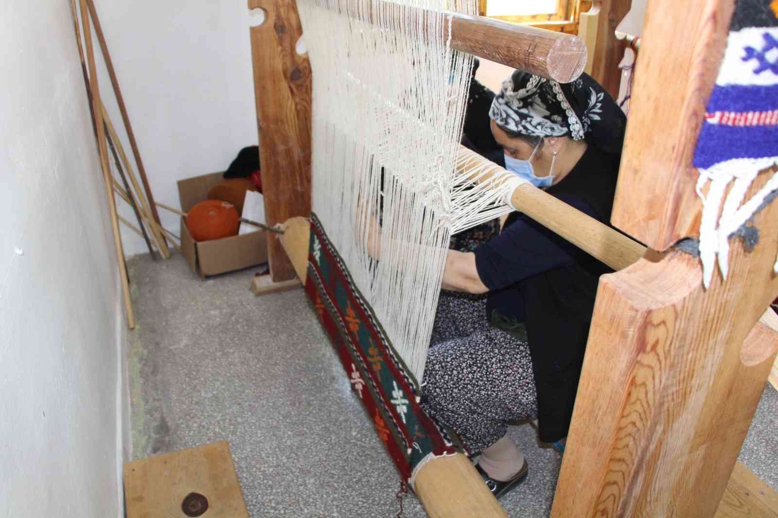 Çameli’nin kilim motifleri koruma altında