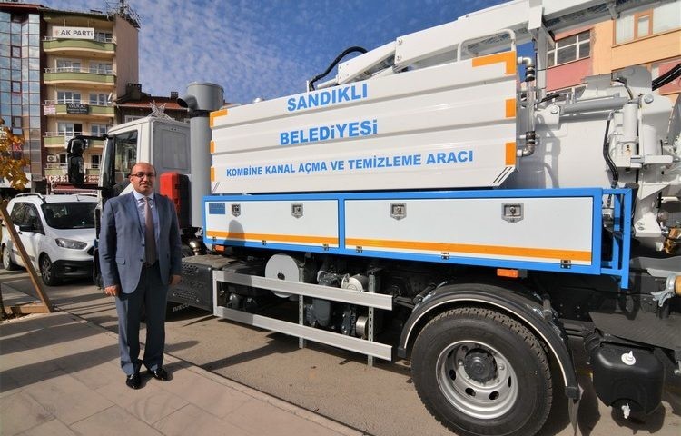 Çevre, Şehircilik ve İklim Değişikliği Bakanlığı’ndan Sandıklı Belediyesi’ne hibe