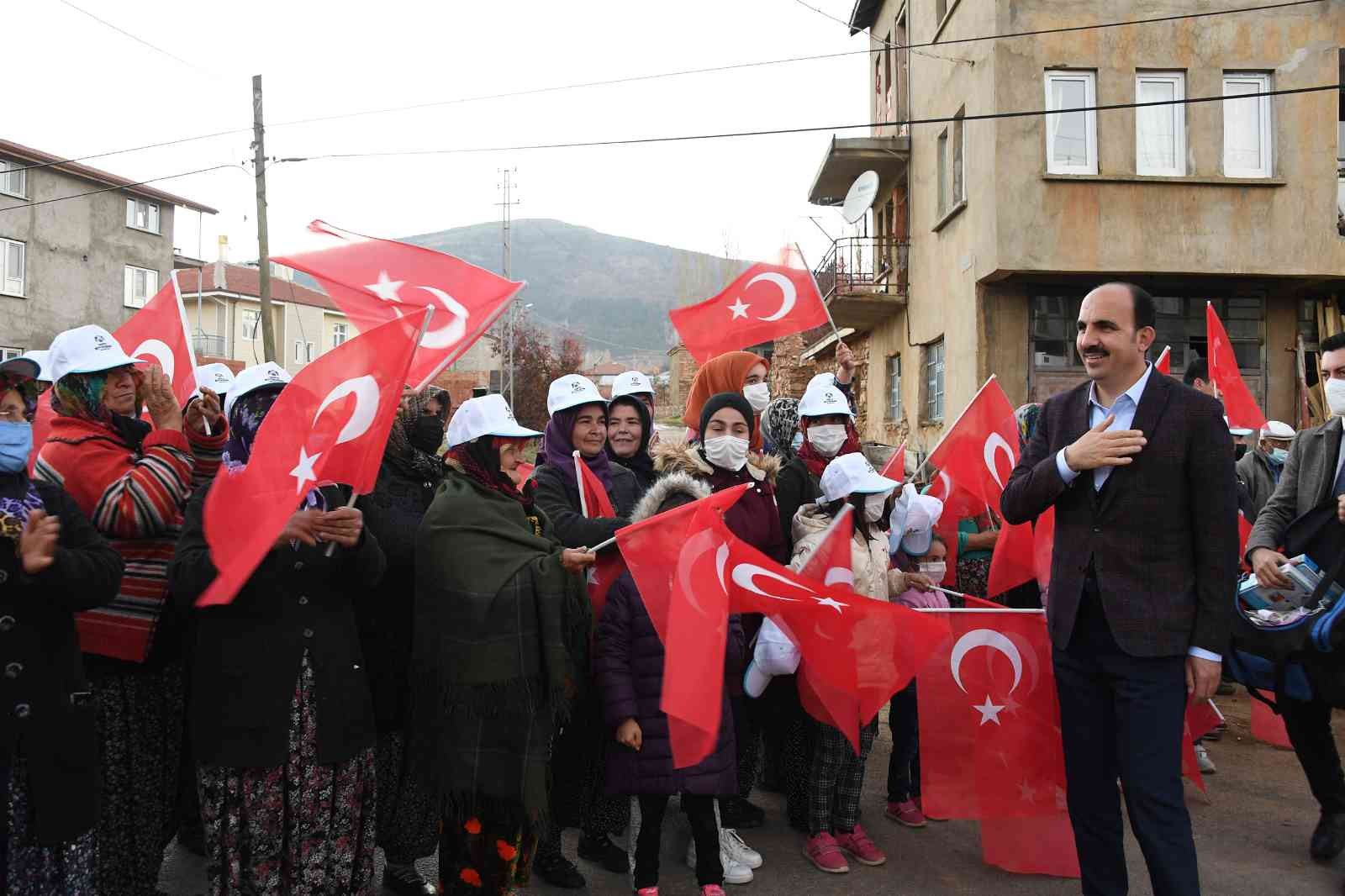 Ilgın bölge kapalı hayvan pazarı açıldı