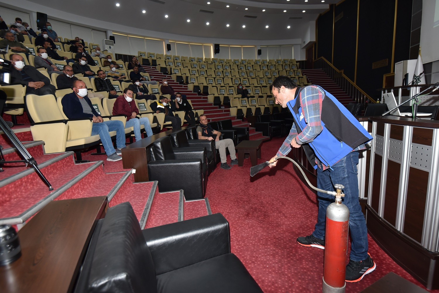 Karatay Belediyesi personeline “Afet Farkındalık Eğitimi”