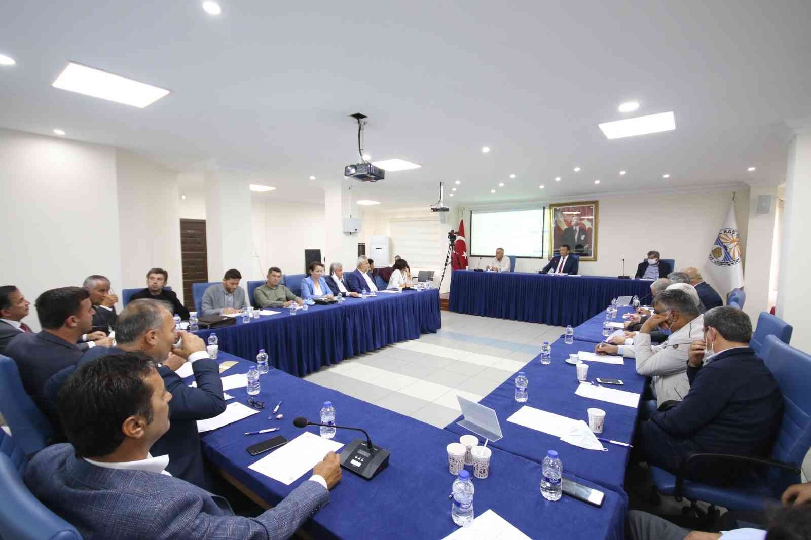 Kaş Belediyesi Kasım ayı meclis toplantısı yapıldı