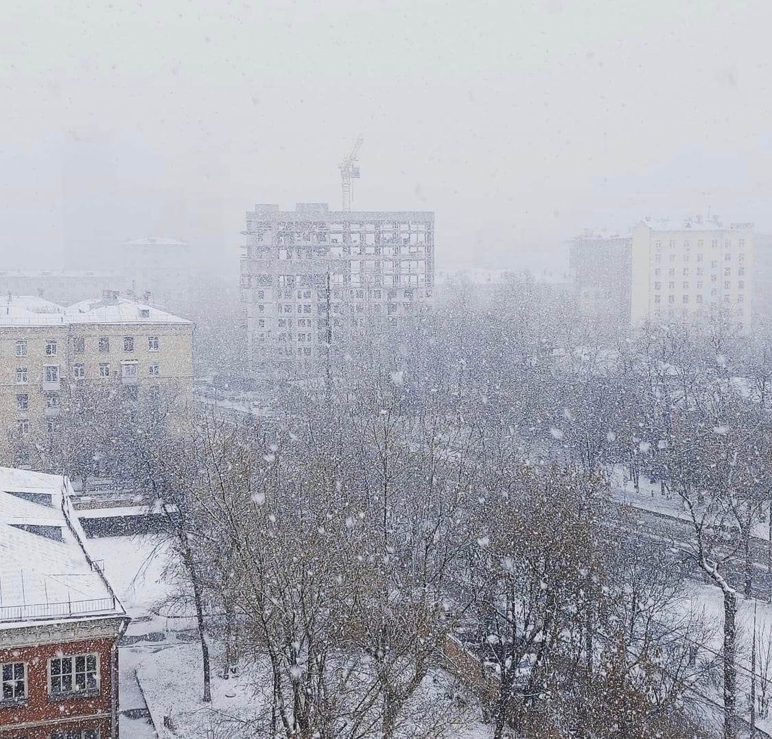 Moskova’ya mevsimin ilk karı yağdı