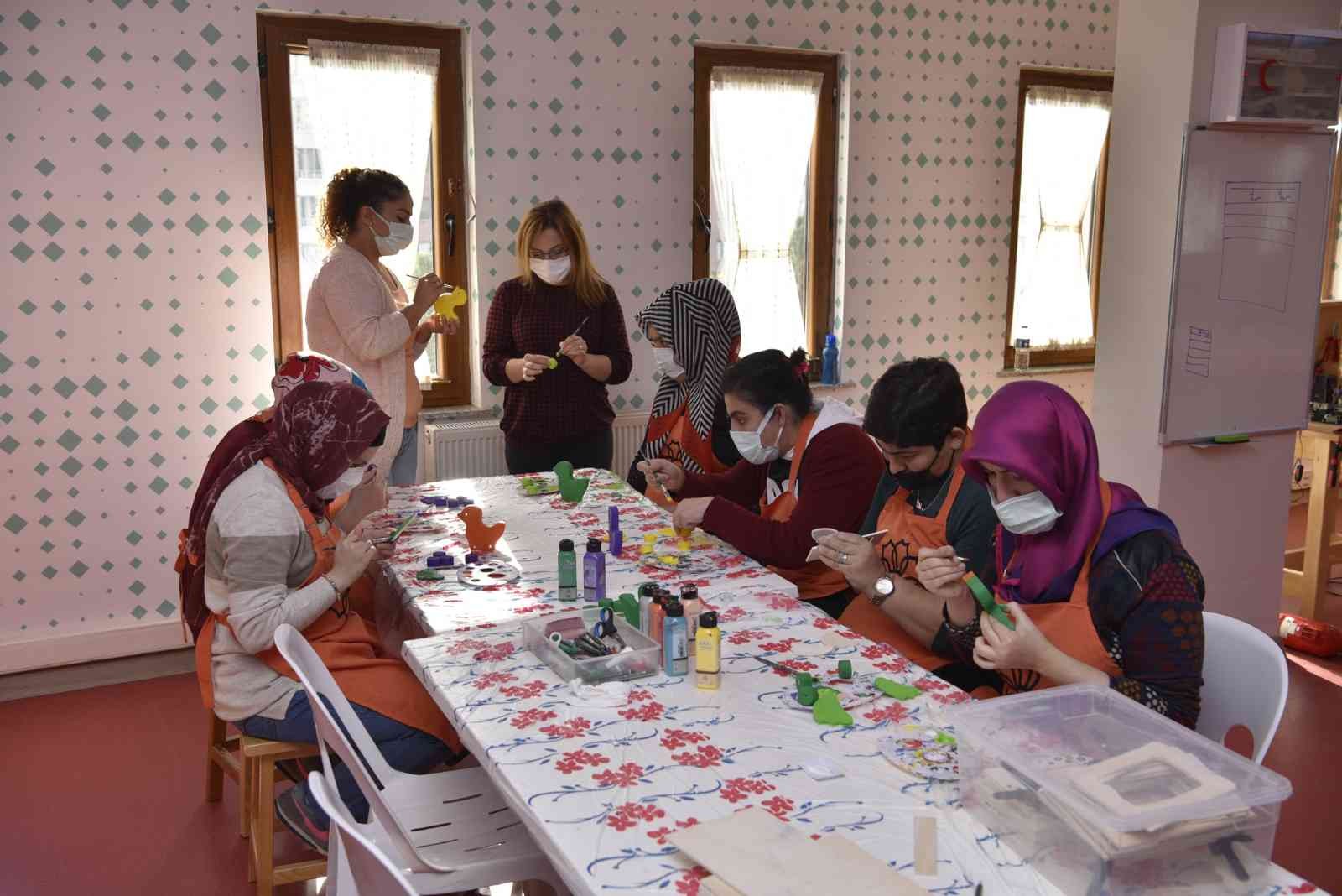 SEDEP sanat tasarım atölyesi özel öğrencilere ev sahipliği yapıyor