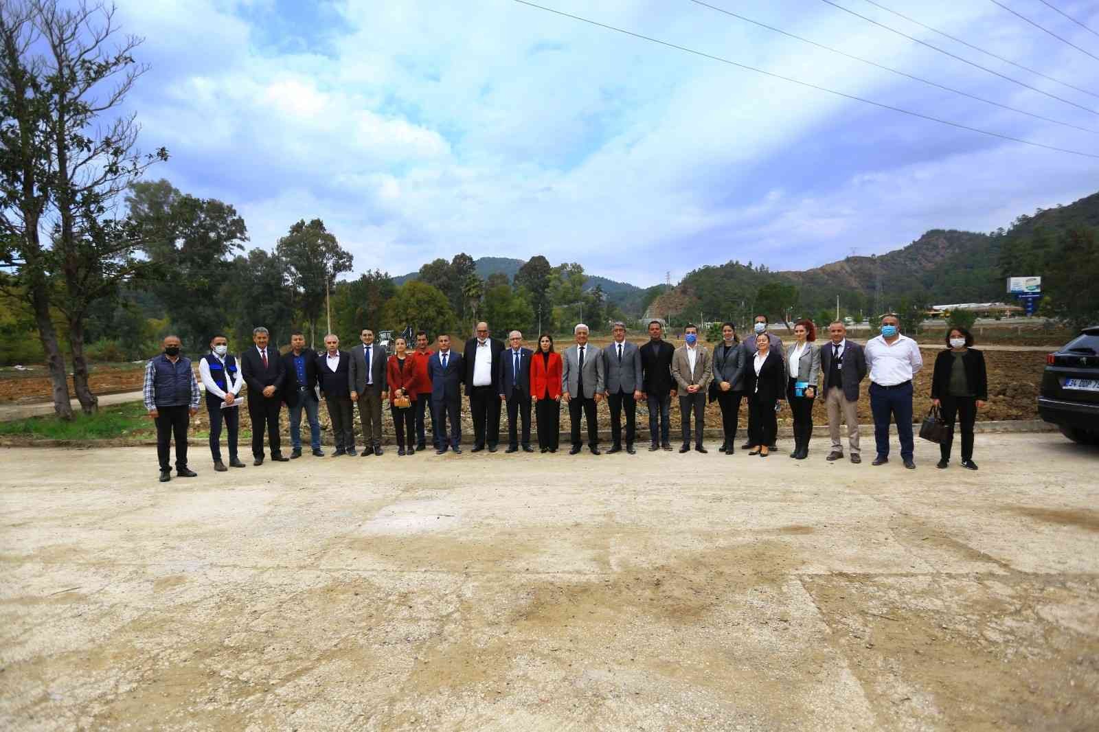 Tıbbi Bitkiler Bahçesi cazibe merkezi olacak