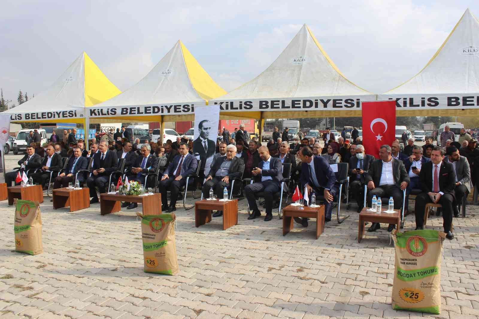 ’Tohumum Yerli Üretimim Milli Projesi’ kapsamında tohumluk buğday dağıtıldı