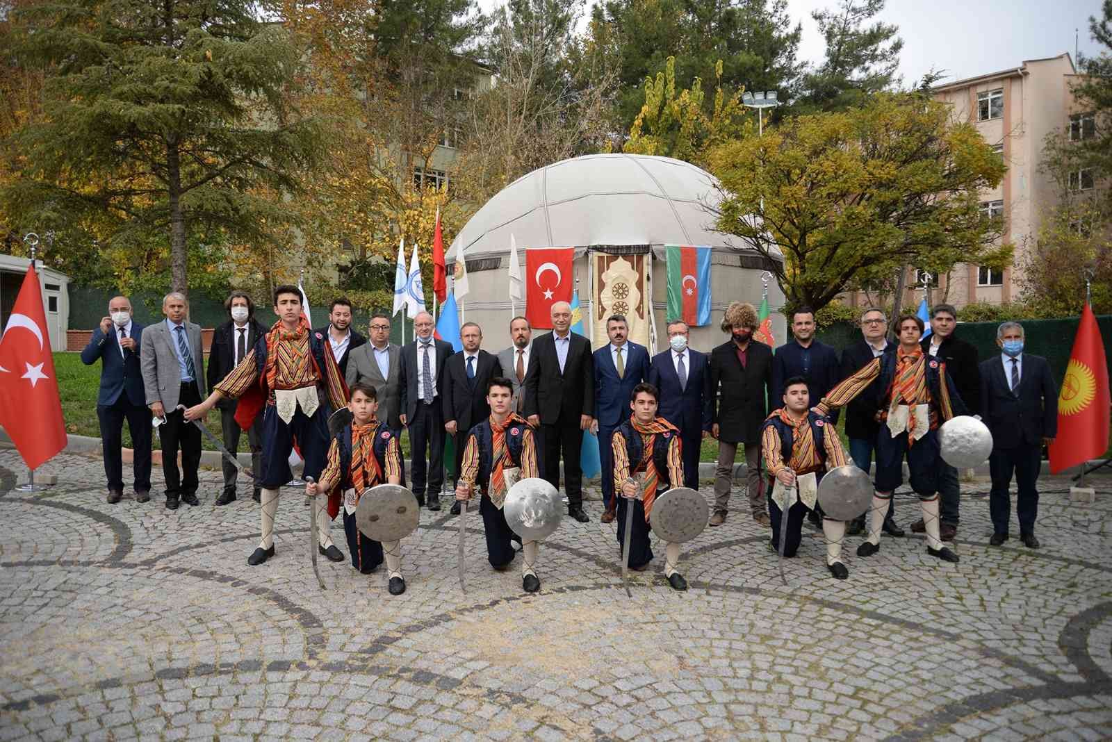 Türk dünyası öğrencilerine “hoş geldiniz” etkinliği