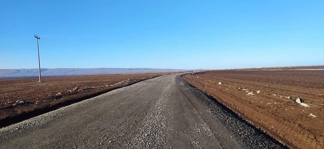 Bağlar belediyesinden kırsal mahalleye, şehir merkezini aratmayan kalitede yol hizmeti