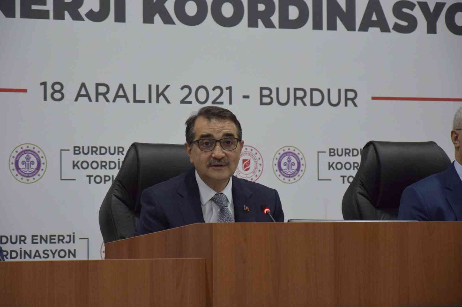 Bakan Dönmez: “Çiftçilerin yenilenebilir enerji kaynaklarını kullanması için eksiklikler tamamlandı”