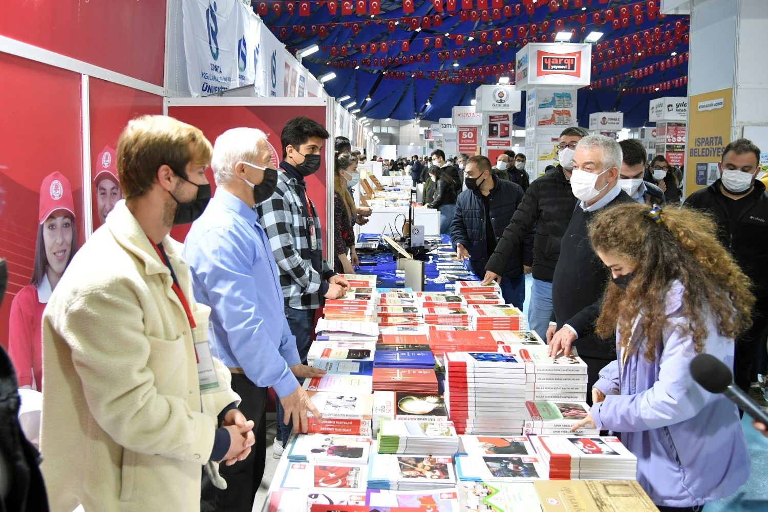 Başdeğirmen: “Her gittiğimiz fuarda Isparta’daki ilgi ve alakayı anlatıyoruz  “