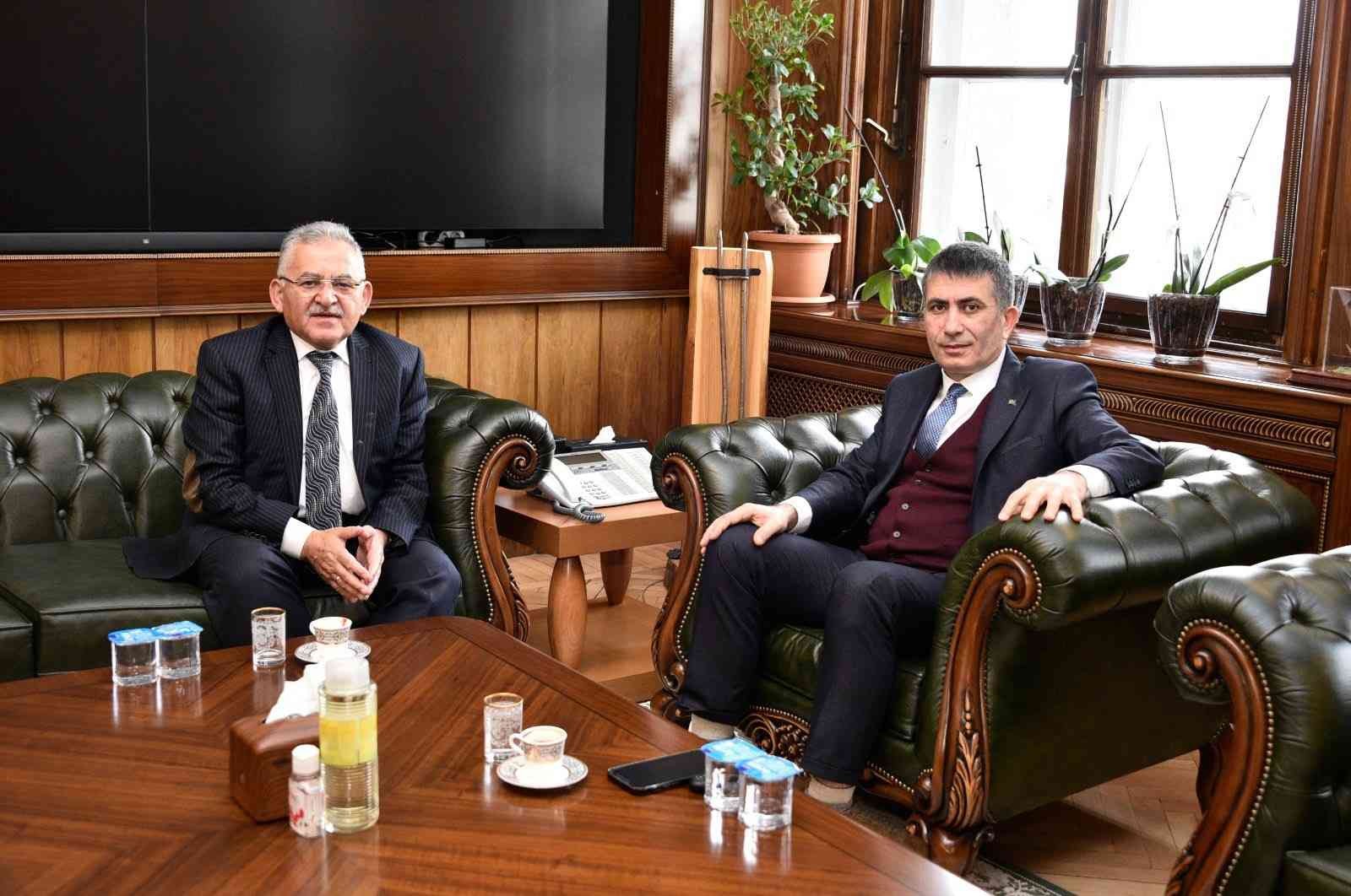 Başkan Büyükkılıç’ın Ankara temasları