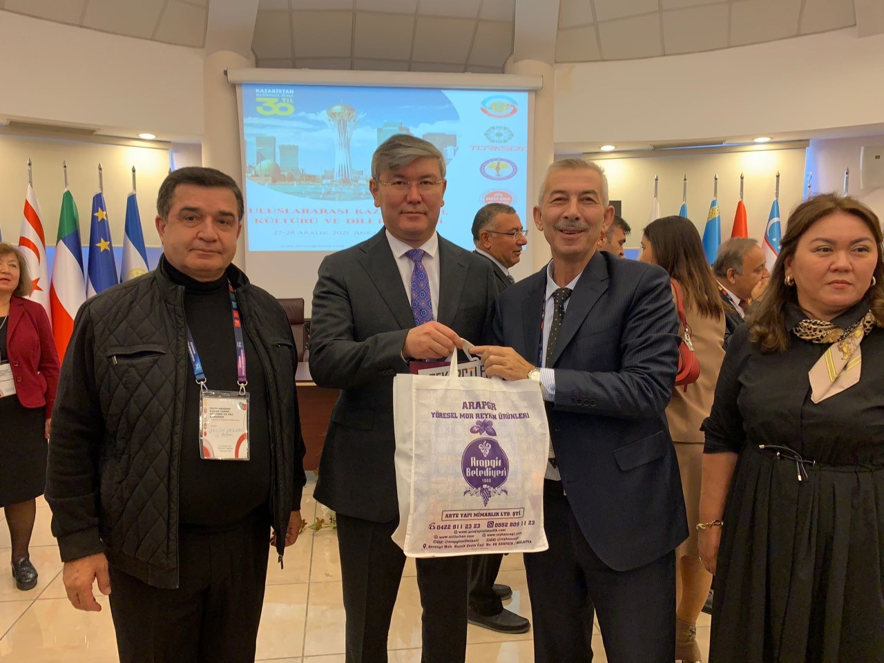 Başkan Cömertoğlu’ndan, Kazakistan ile kardeş belediye olmak için teklif