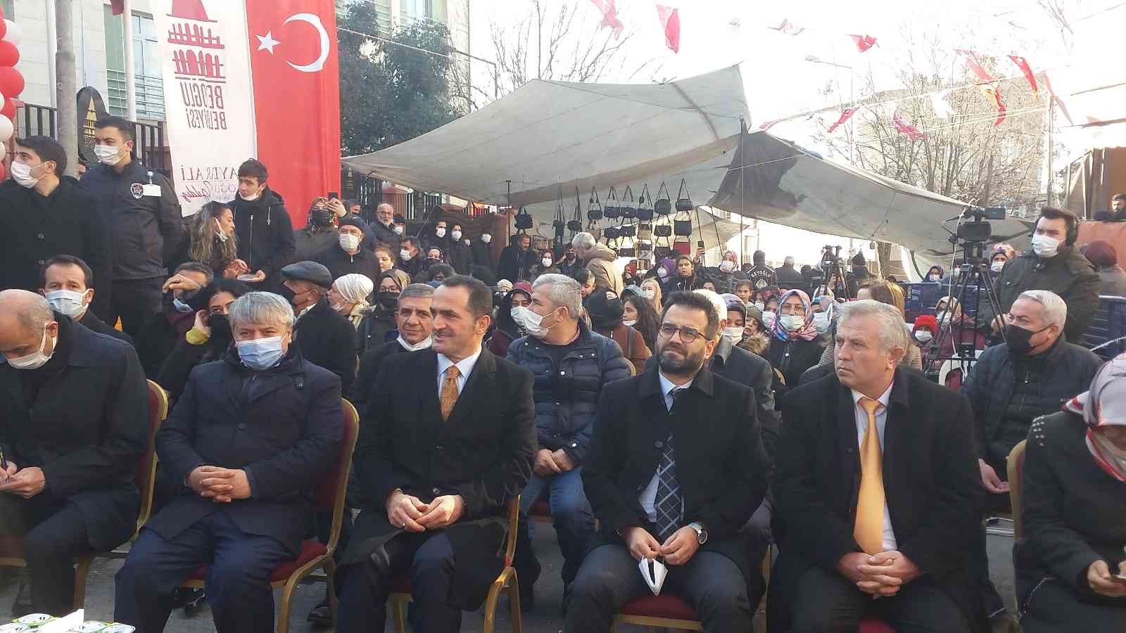 Beyoğlu’nda Örnektepe Semt Konağı düzenlenen törenle hizmete açıldı