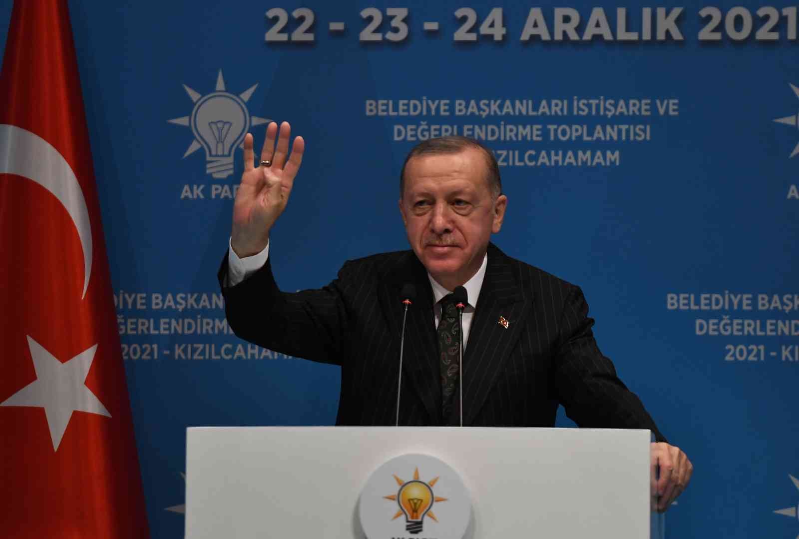 Cumhurbaşkanı Erdoğan, belediye başkanlarına hitap etti: “Tüm çalışmalarınızı 2023 seçimlerine göre ayarlamanız gerek”