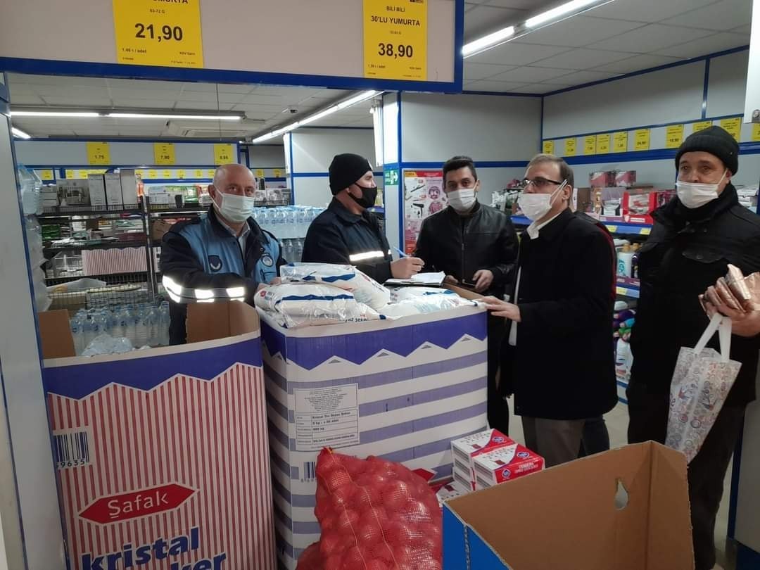 Emet’te zabıta ekiplerinden fiyat denetimi