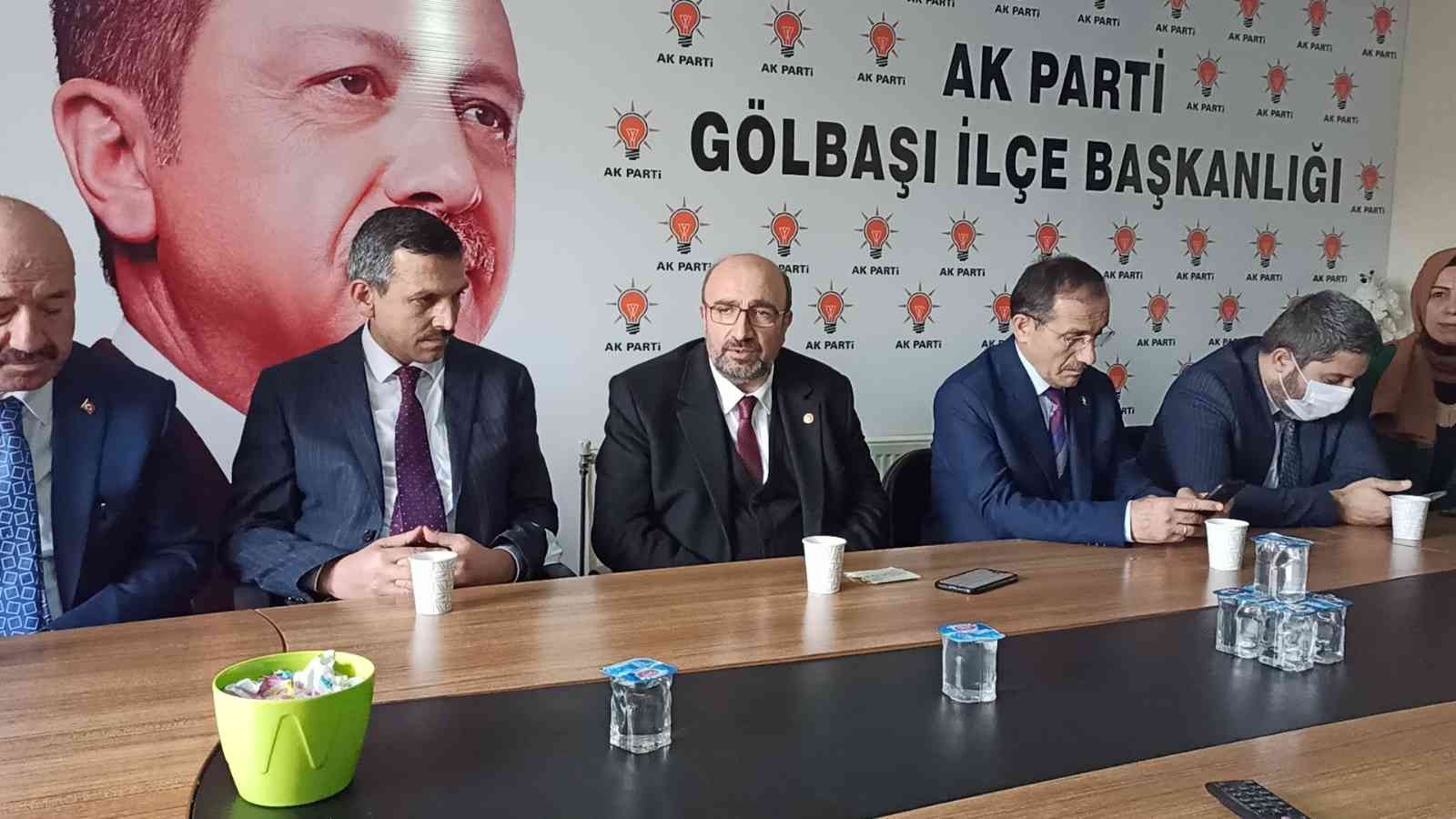 Gölbaşı ilçesinde AK Parti daraltılmış danışma meclisi toplantısı düzenledi