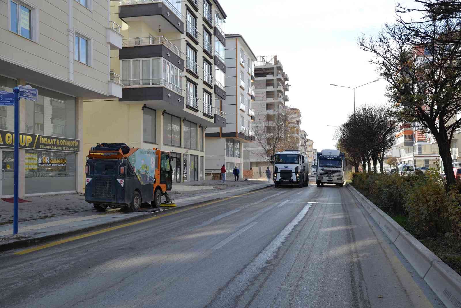 Kahramankazan korona virüsle mücadelede tepeden tırnağa temizleniyor