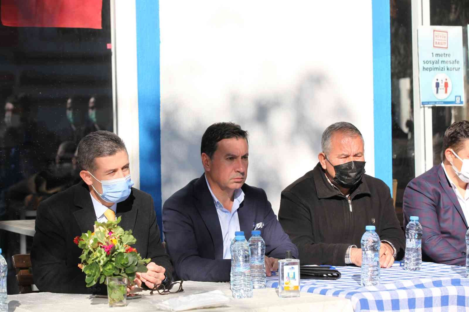 Kaymakam Bayar ve Başkan Aras Pınarlıbelen halkıyla bir araya geldi