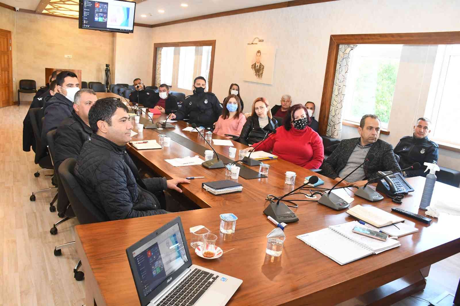 Kemer Belediyesi personeline genel iletişim eğitimi