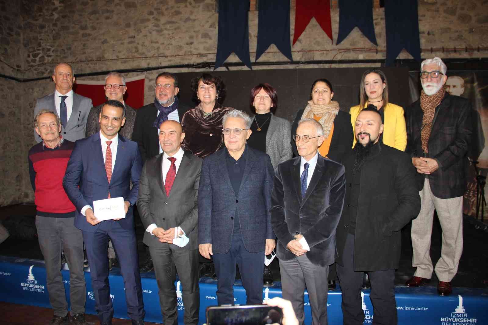 Kentin yeni kültür sanat platformu İzmir Art tanıtıldı