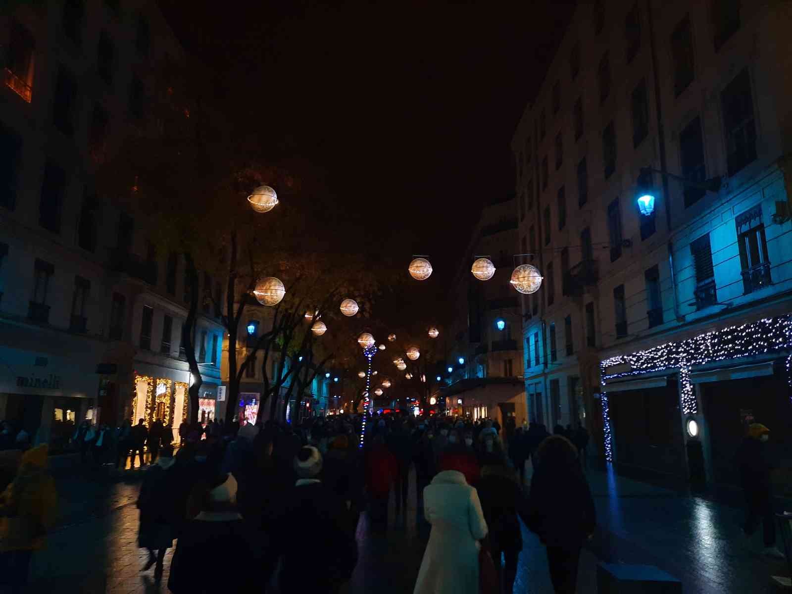 Lyon’da ışık festivali hayran bıraktı