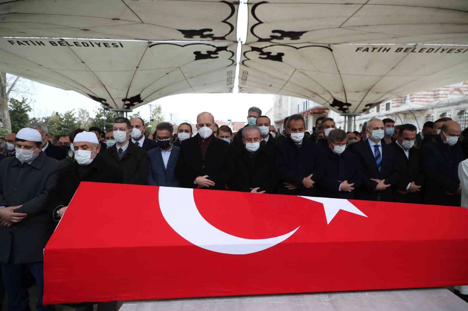 Prof. Dr. Teoman Duralı son yolculuğuna uğurlandı