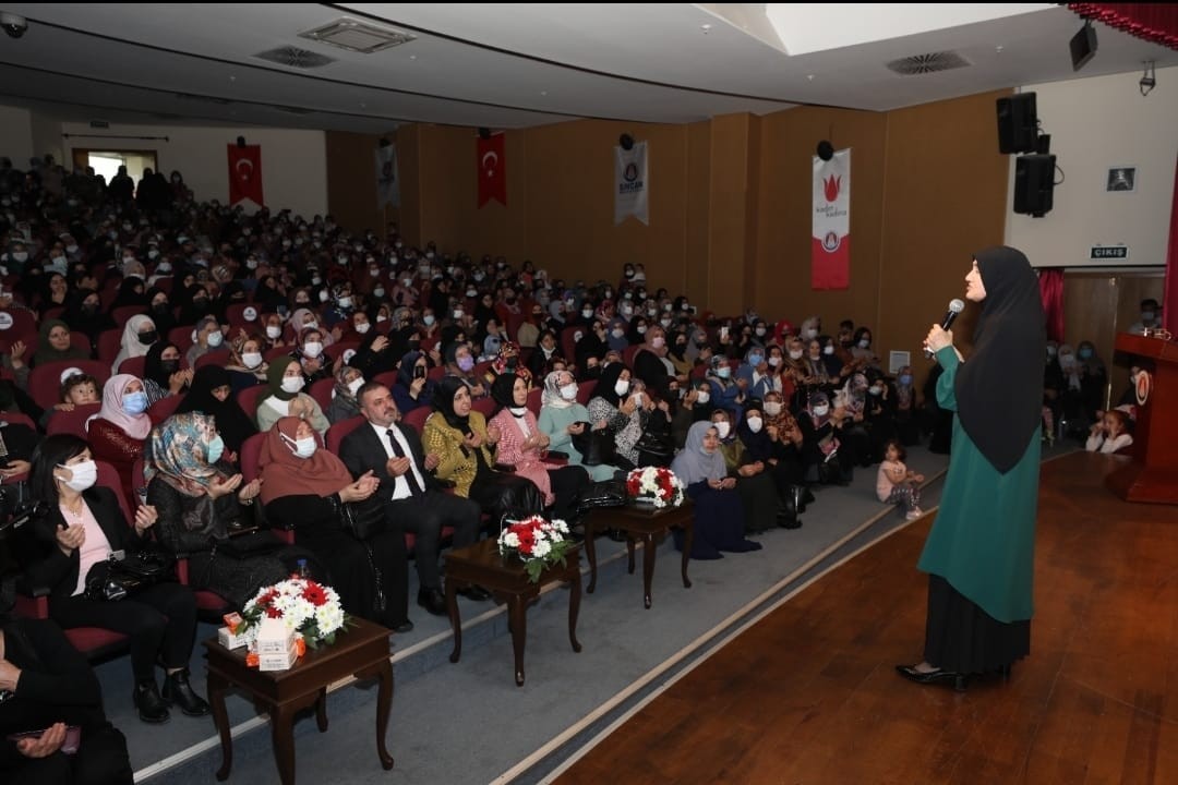 Sincan Belediye Başkanı Ercan, konuk olduğu tv programında açıklamalarda bulundu