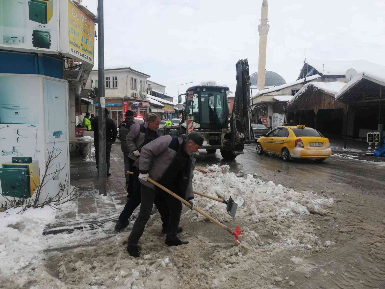 Akçadağ Belediyesi 7/24 sahada