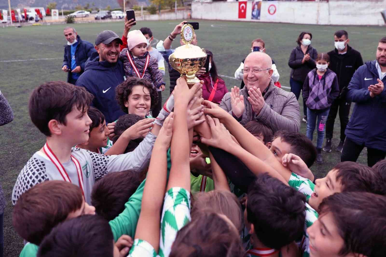 Amatör spor kulüplerine 70 Bin TL destek