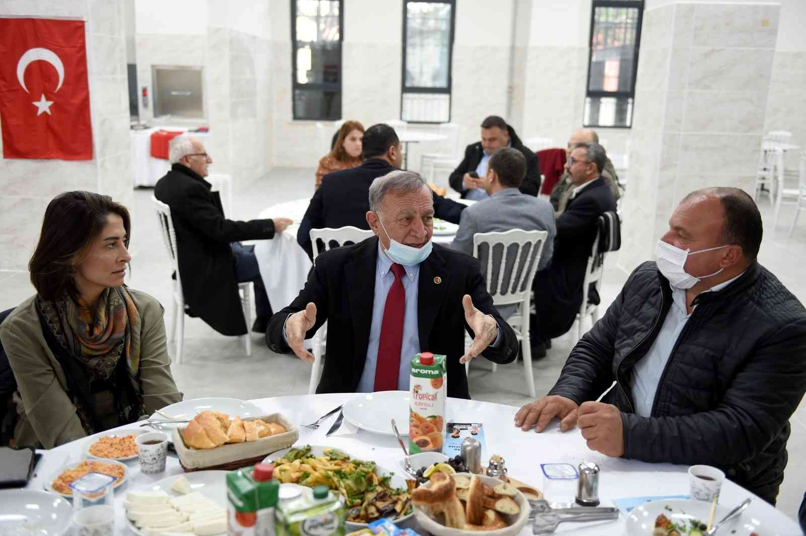 Başkan Akay: “Birlikte çalışmak zorundayız”