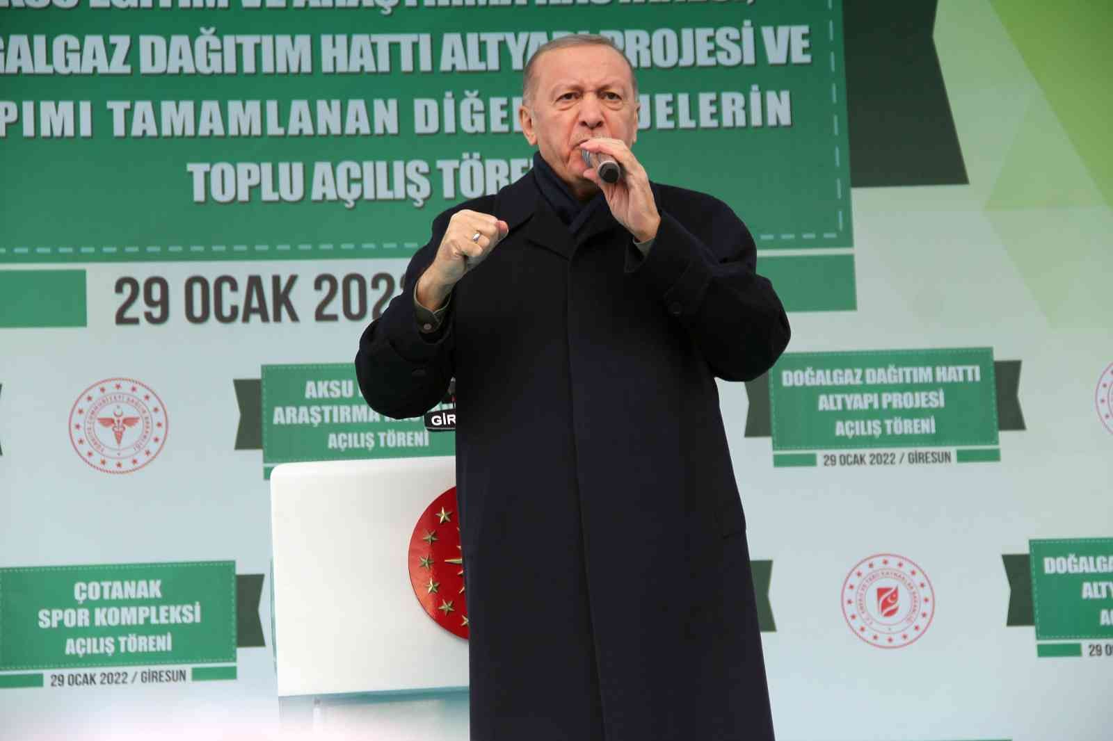 Cumhurbaşkanı Erdoğan: “Faizi indireceğiz ve indiriyoruz; Bilin ki, enflasyondan inecek daha düşecek”