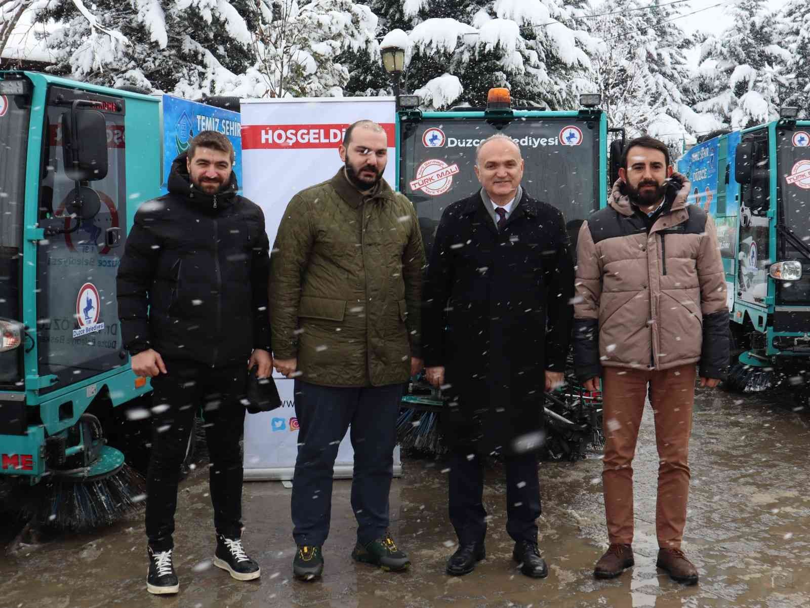 Düzce Belediyesi’nin temizlik filosu güçleniyor