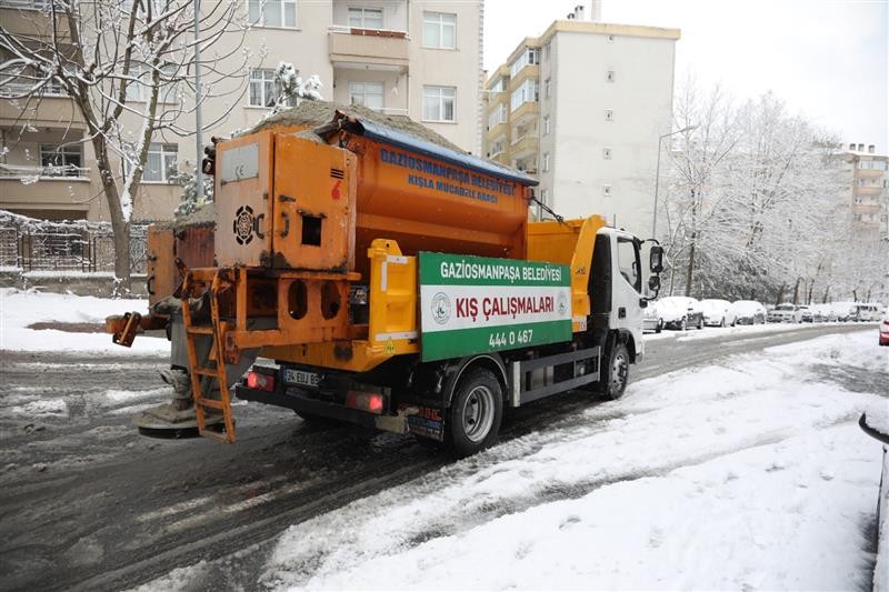 Gaziosmanpaşa kışla mücadele ekipleri 24 saat görev başında