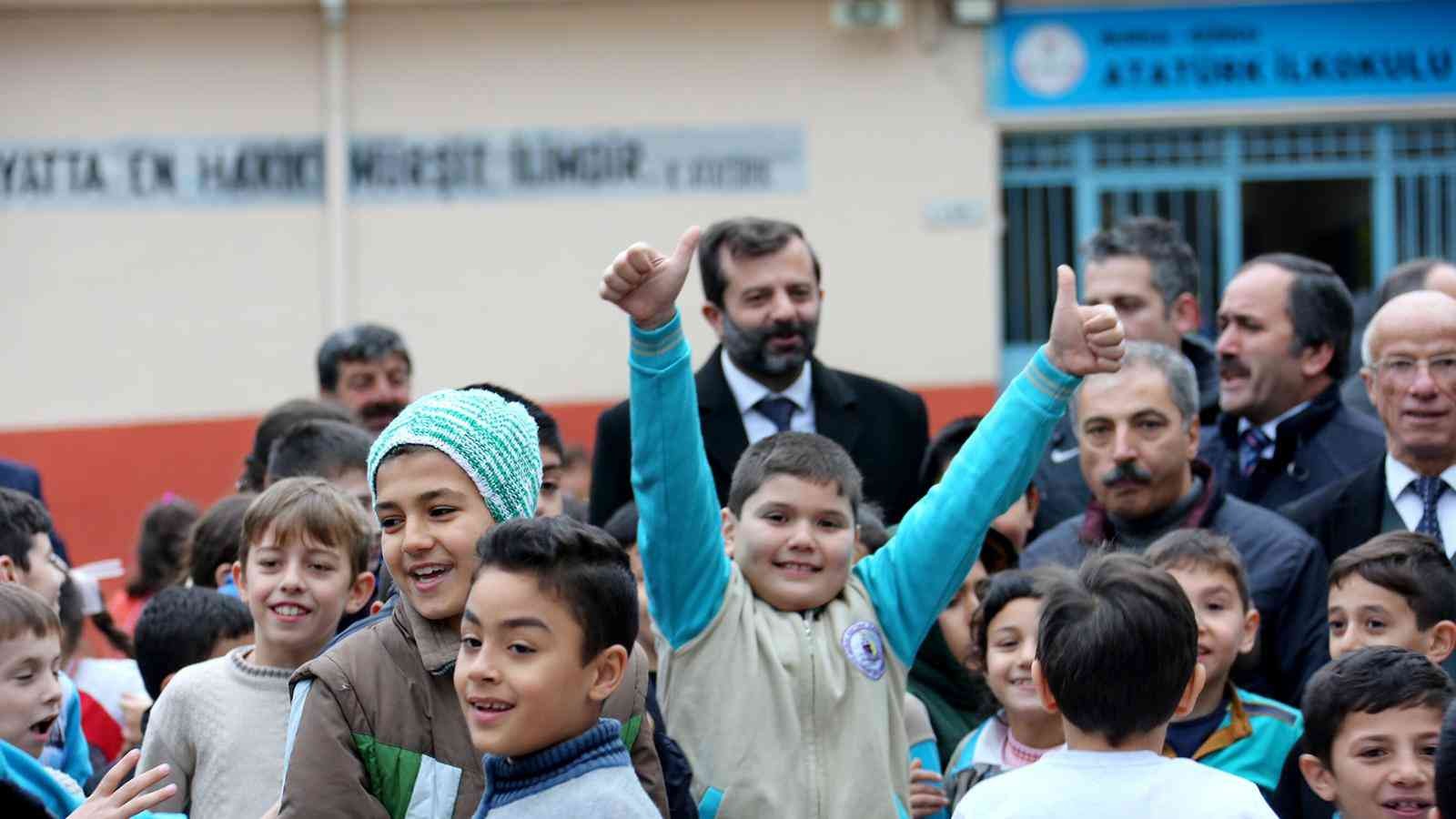 Gürsulu öğrenciler taleplerini belediyeye bildirecek